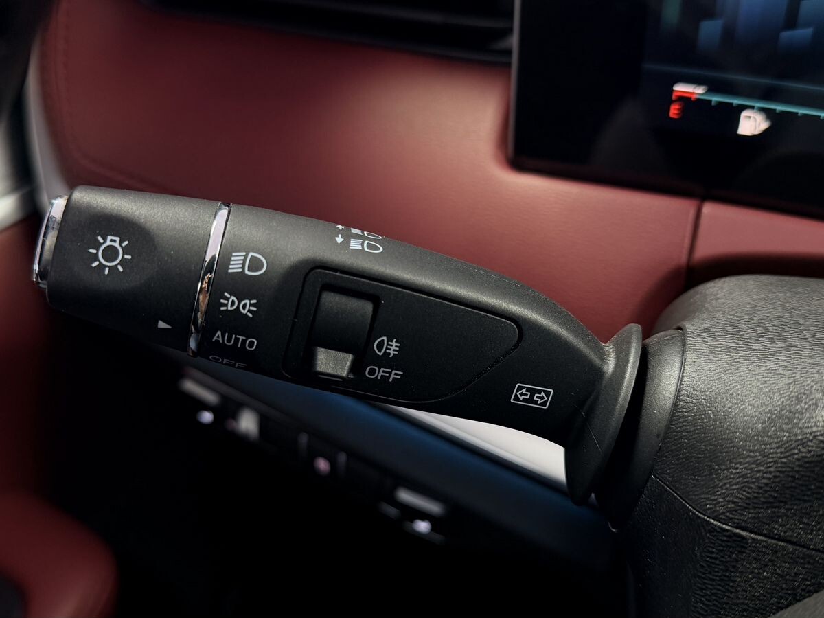 Jetour X70 Plus 2022 - фото автомобиля