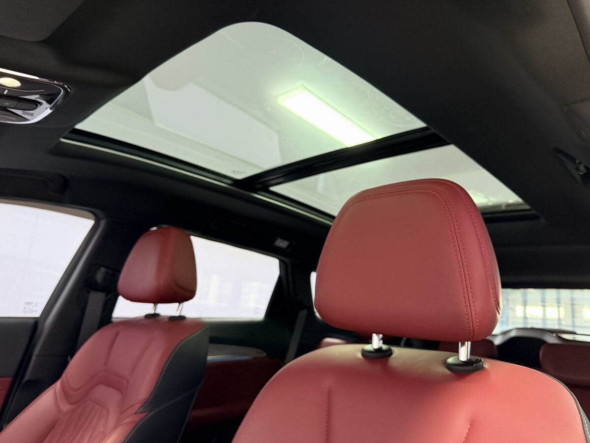 Jetour X70 Plus 2022 - фото автомобиля