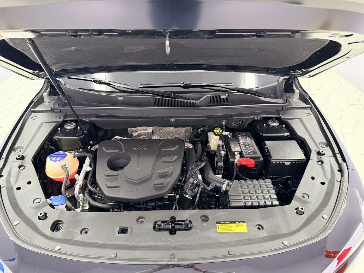 Jetour X70 Plus 2022 - фото автомобиля