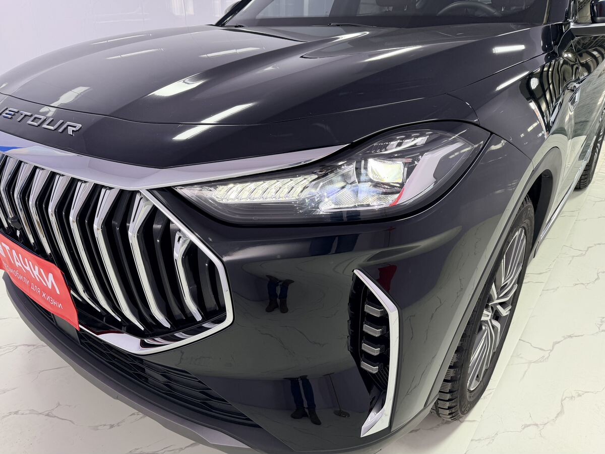 Jetour X70 Plus 2022 - фото автомобиля