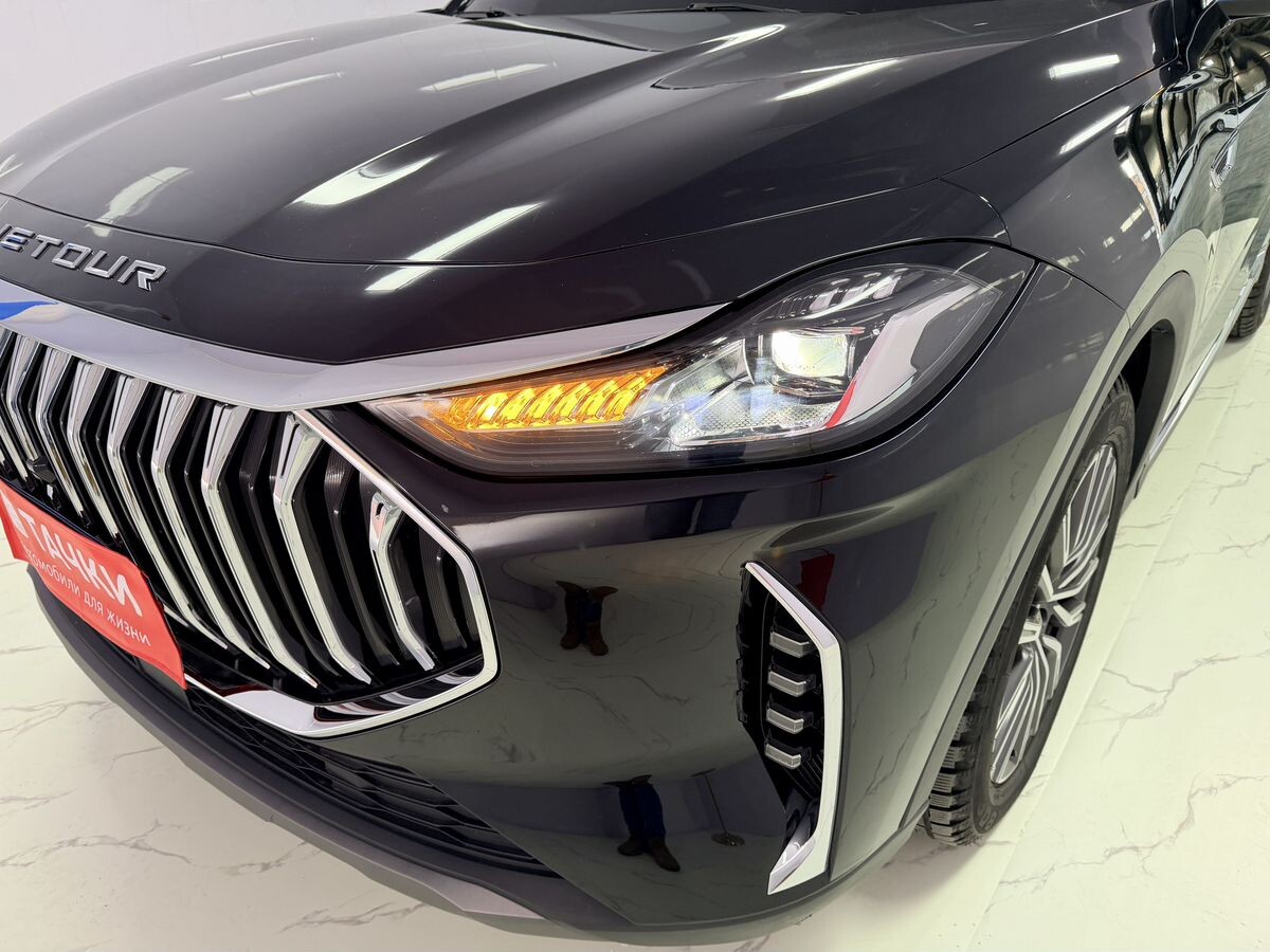 Jetour X70 Plus 2022 - фото автомобиля