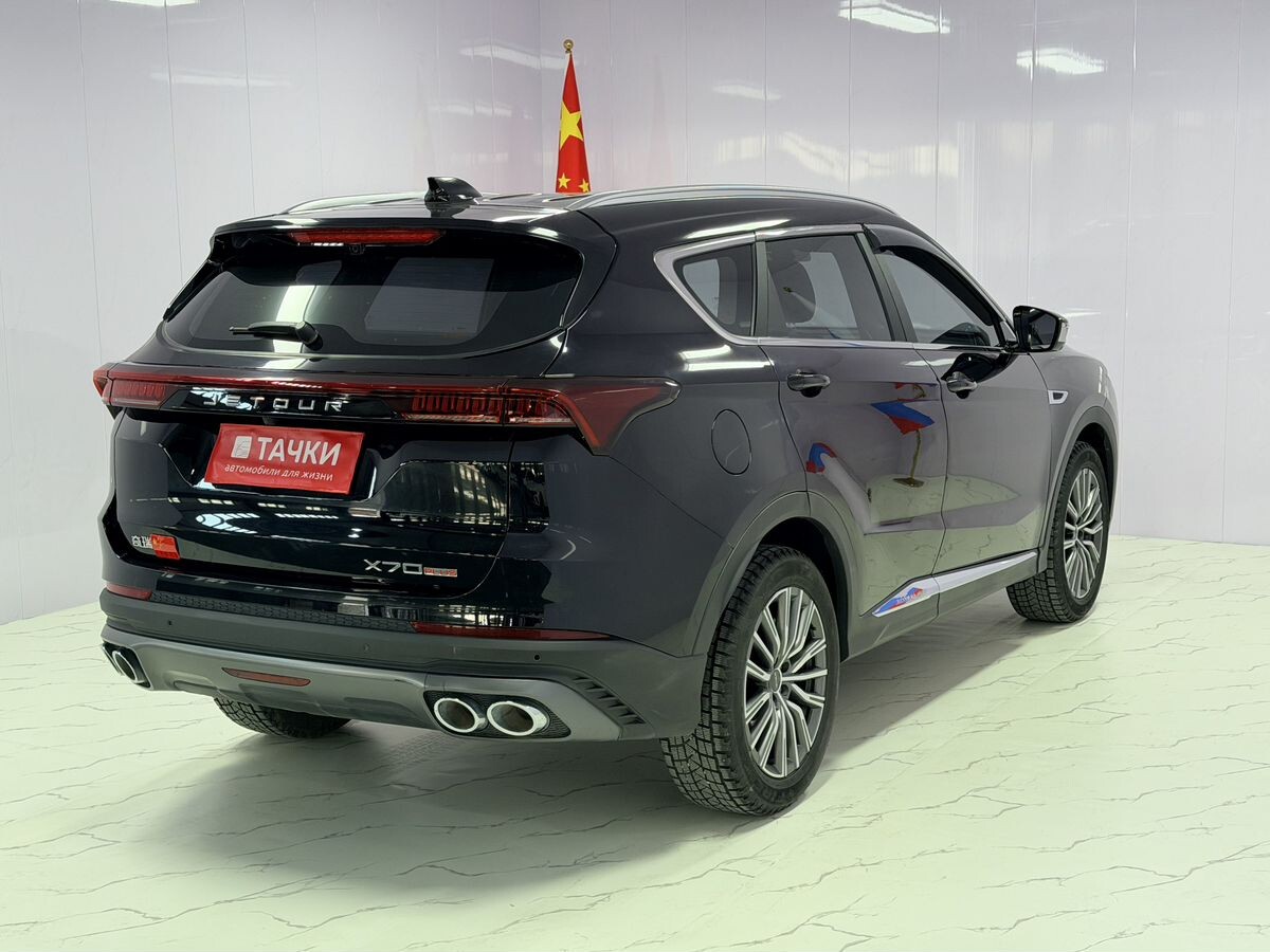 Jetour X70 Plus 2022 - фото автомобиля