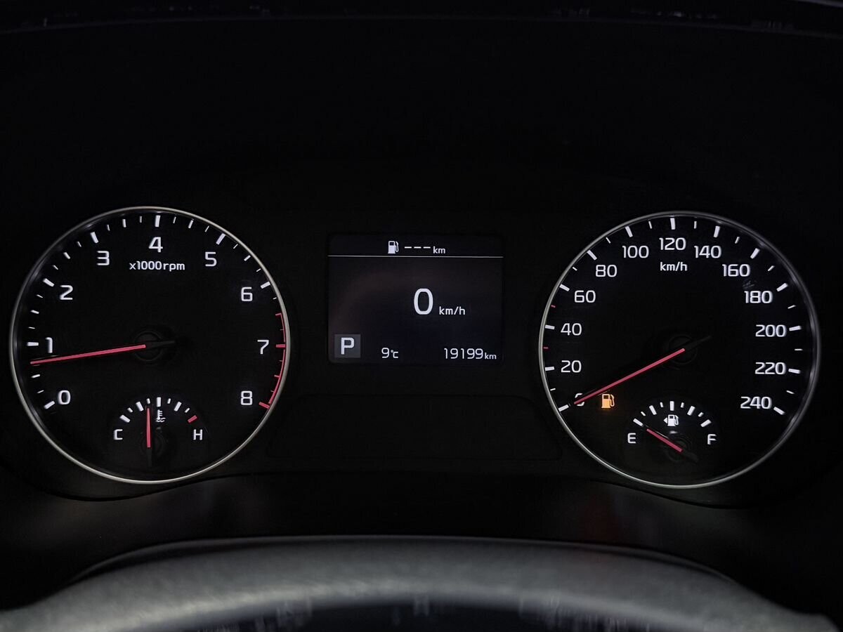 Kia KX3 2022 - фото автомобиля