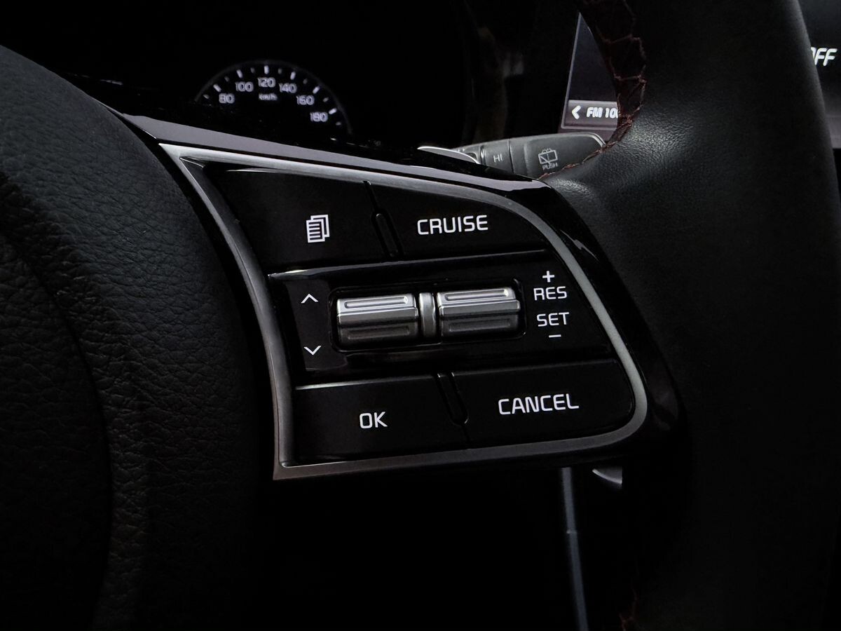 Kia KX3 2022 - фото автомобиля