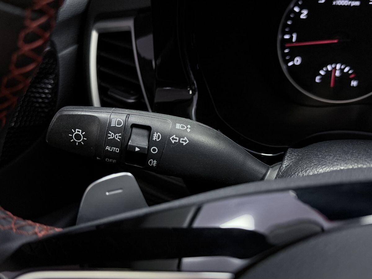 Kia KX3 2022 - фото автомобиля