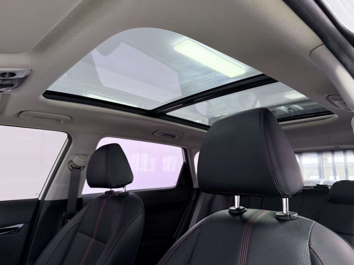 Kia KX3 2022 - фото автомобиля