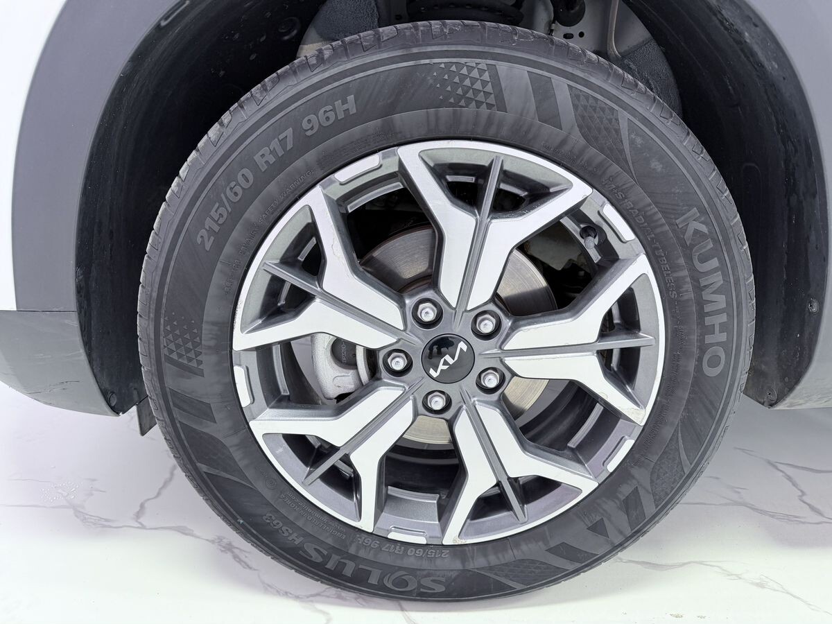 Kia KX3 2022 - фото автомобиля