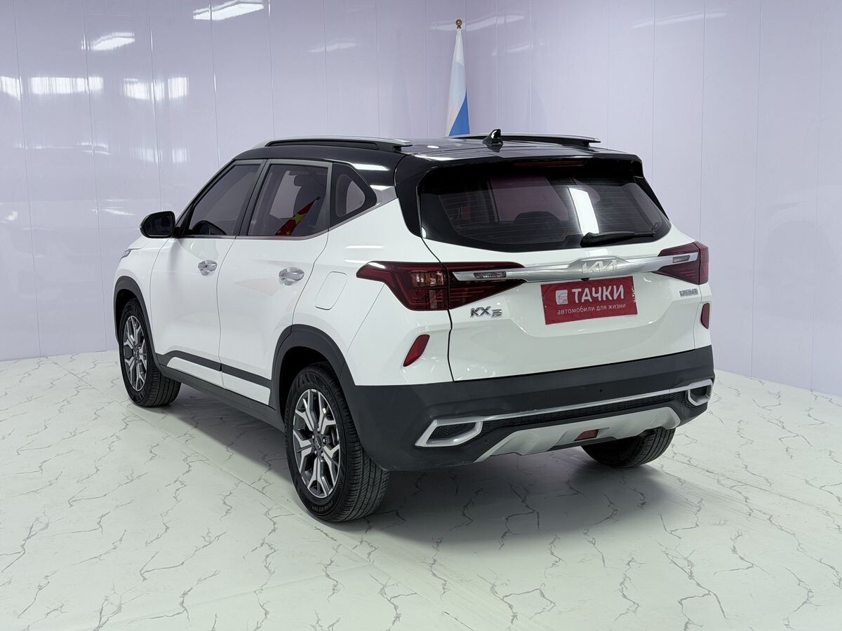 Kia KX3 2022 - фото автомобиля