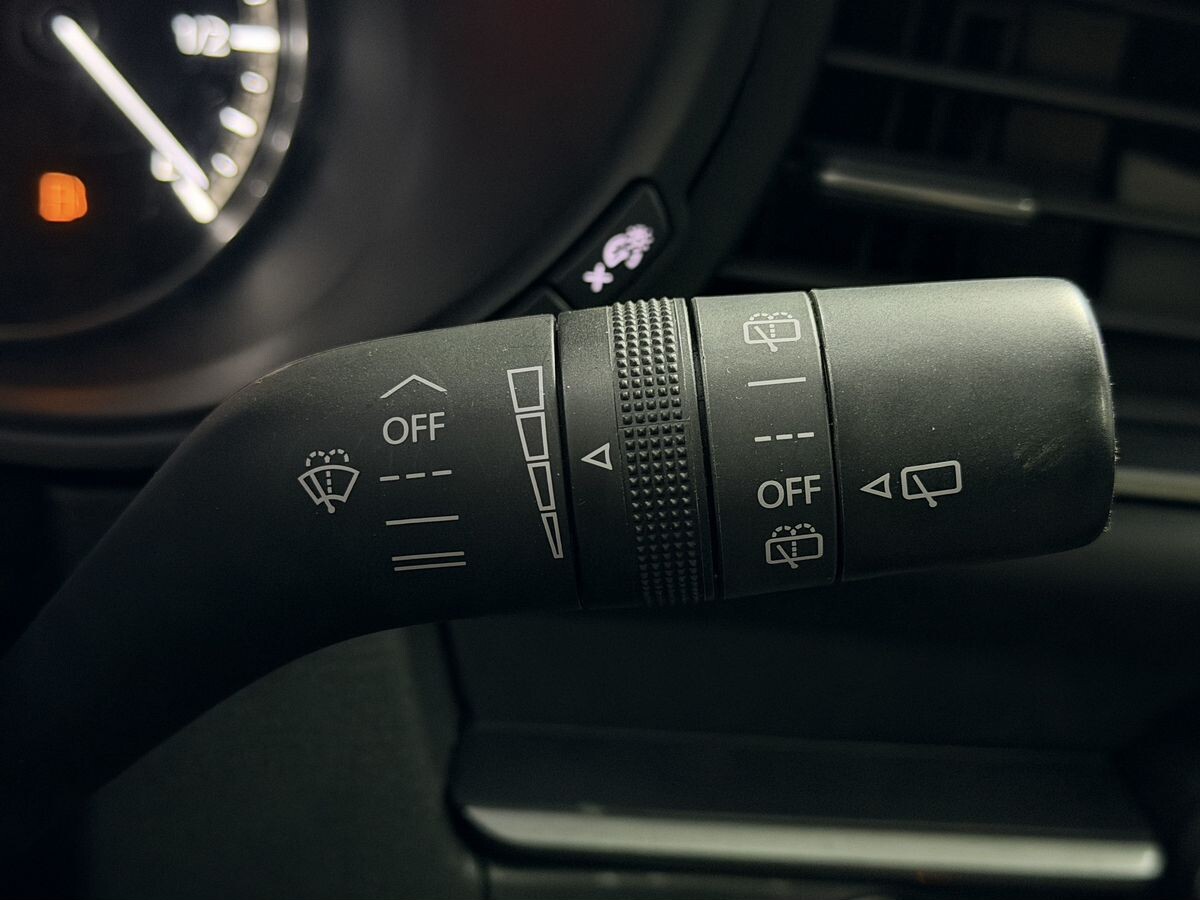 Mazda CX-30 2022 - фото автомобиля