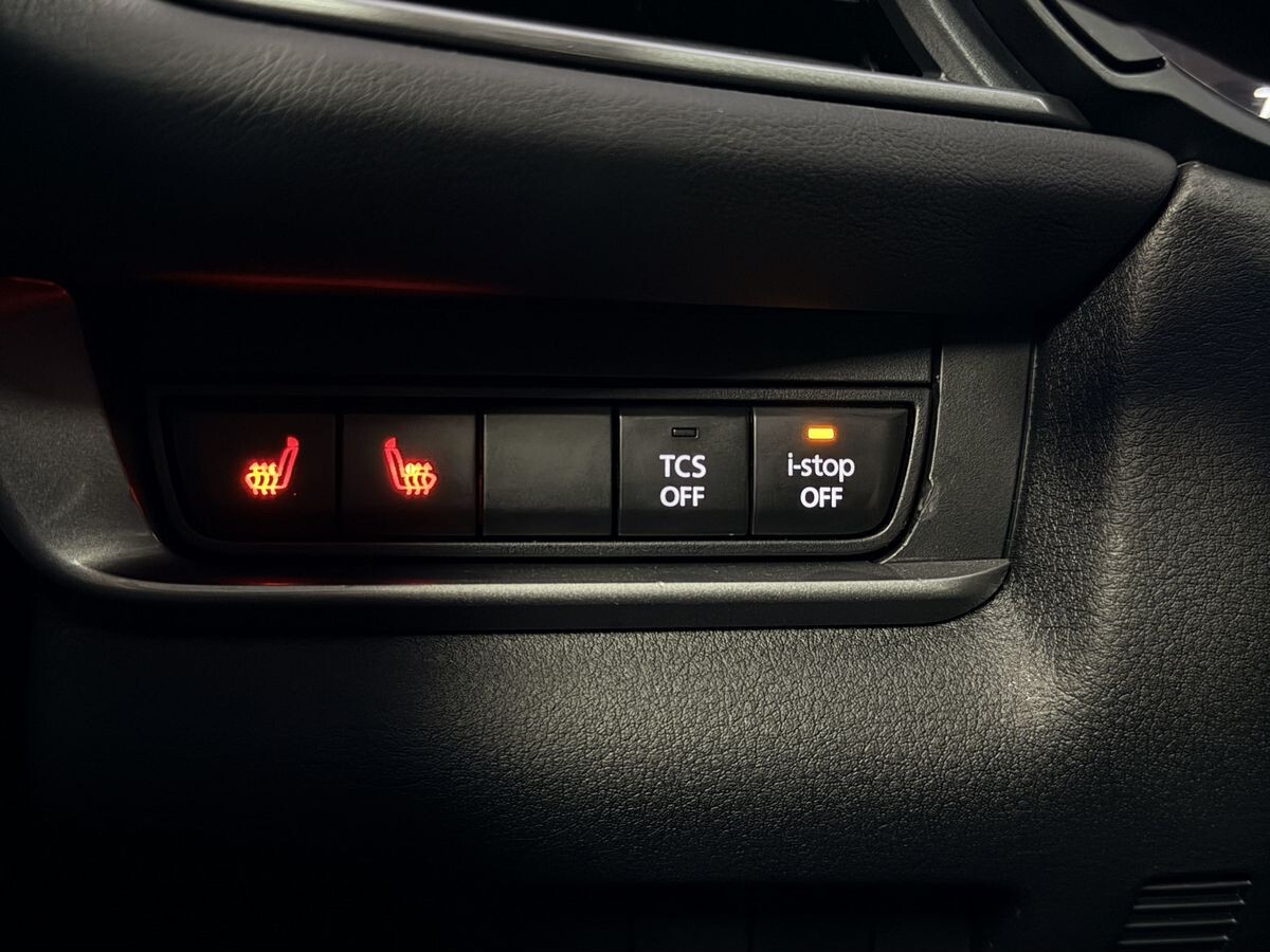 Mazda CX-30 2022 - фото автомобиля