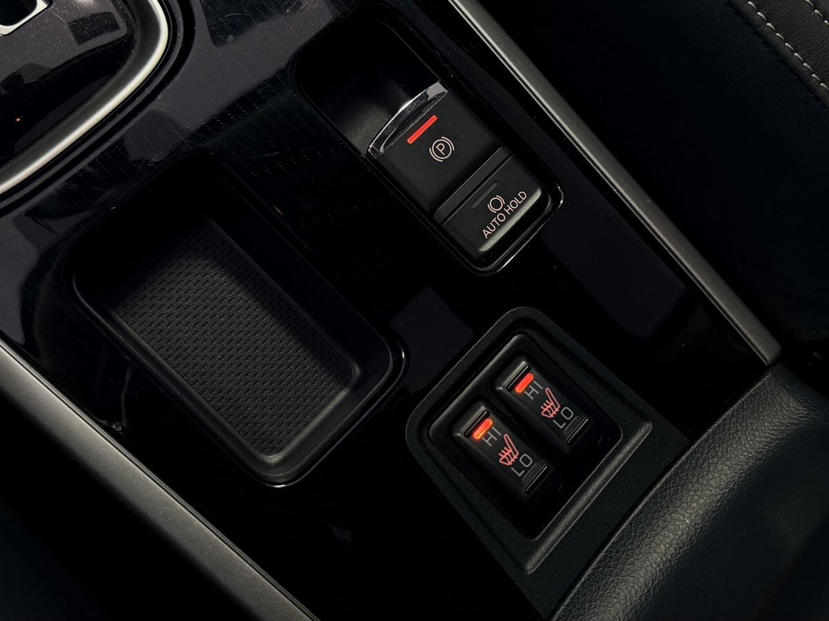 Mitsubishi Outlander 2021 - фото автомобиля