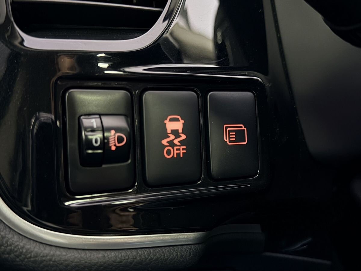 Mitsubishi Outlander 2021 - фото автомобиля