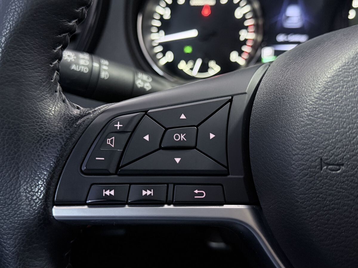 Nissan X-Trail 2022 - фото автомобиля