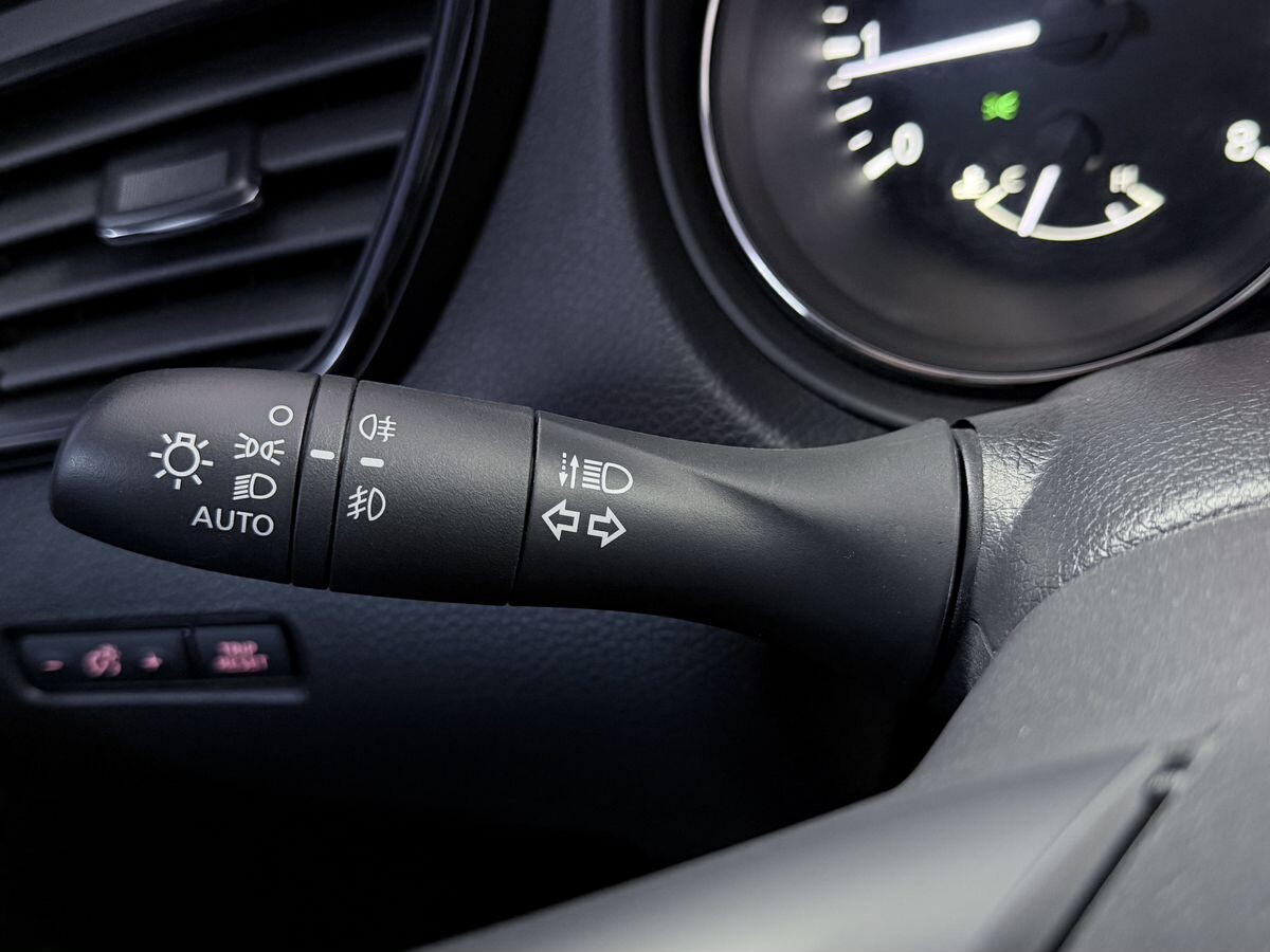 Nissan X-Trail 2022 - фото автомобиля