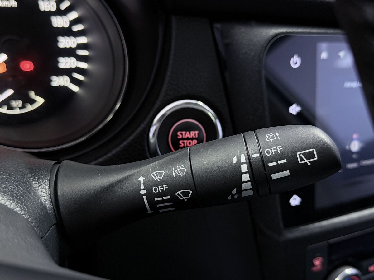 Nissan X-Trail 2022 - фото автомобиля