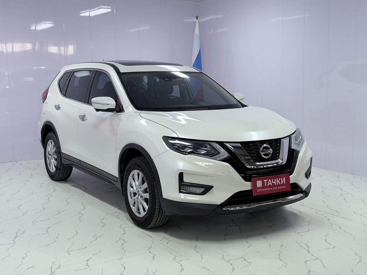Nissan X-Trail 2022 - фото автомобиля