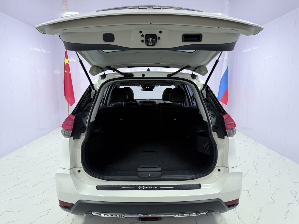 Nissan X-Trail 2022 - фото автомобиля