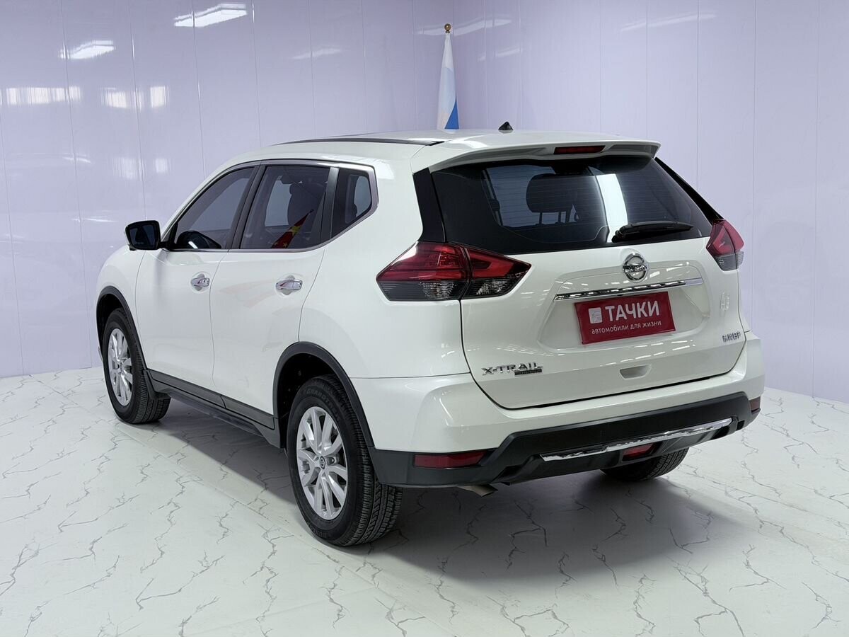 Nissan X-Trail 2022 - фото автомобиля