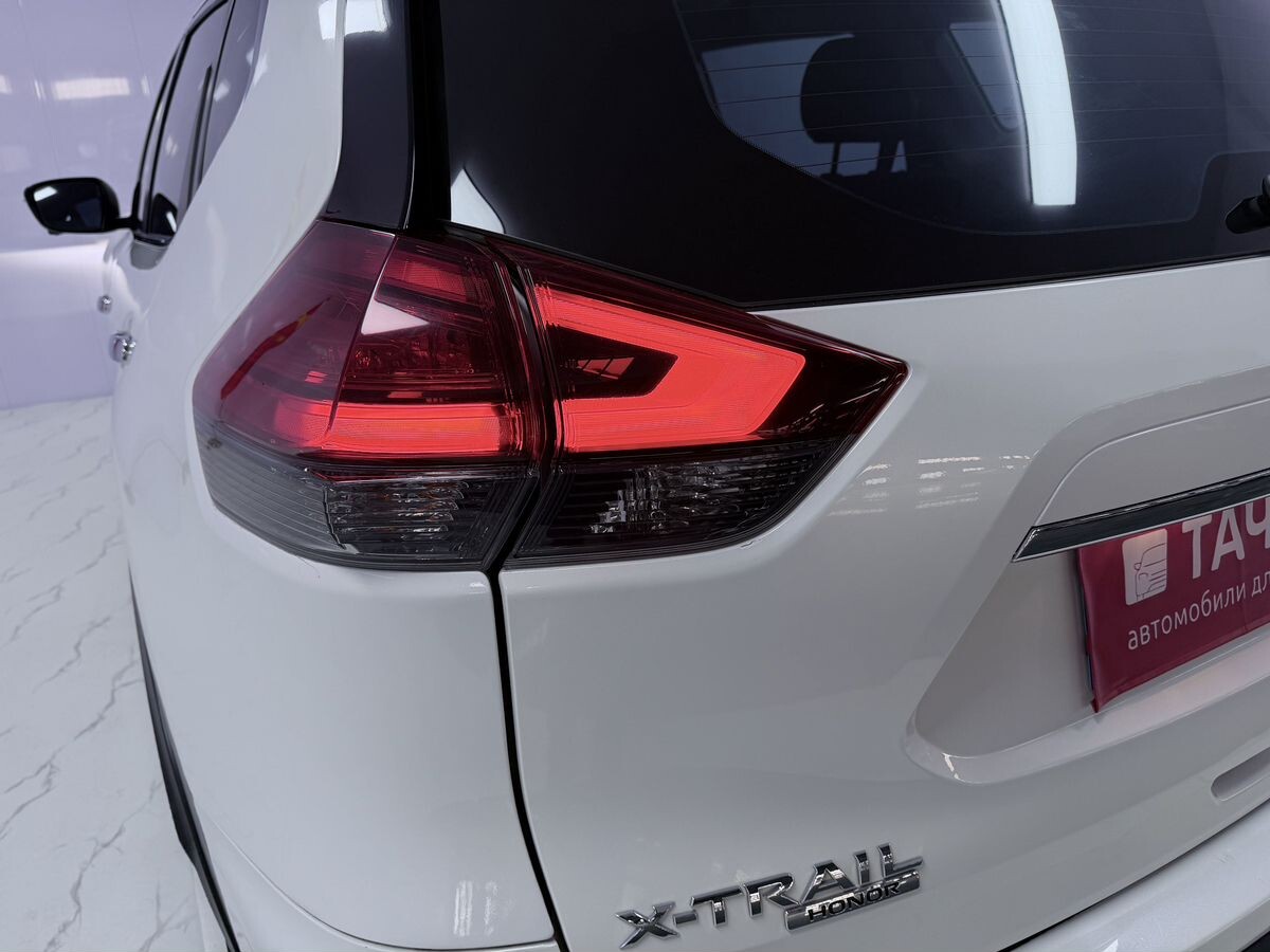 Nissan X-Trail 2022 - фото автомобиля