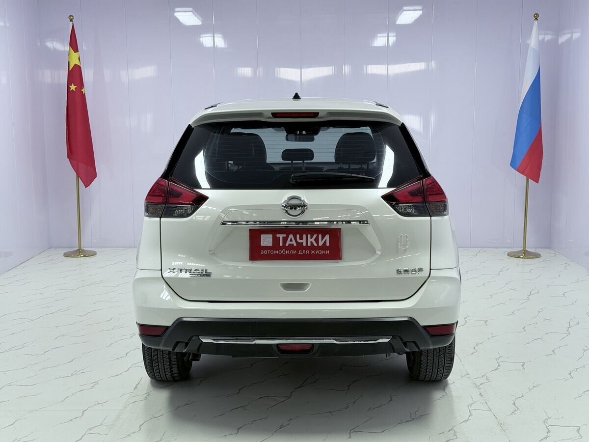 Nissan X-Trail 2022 - фото автомобиля