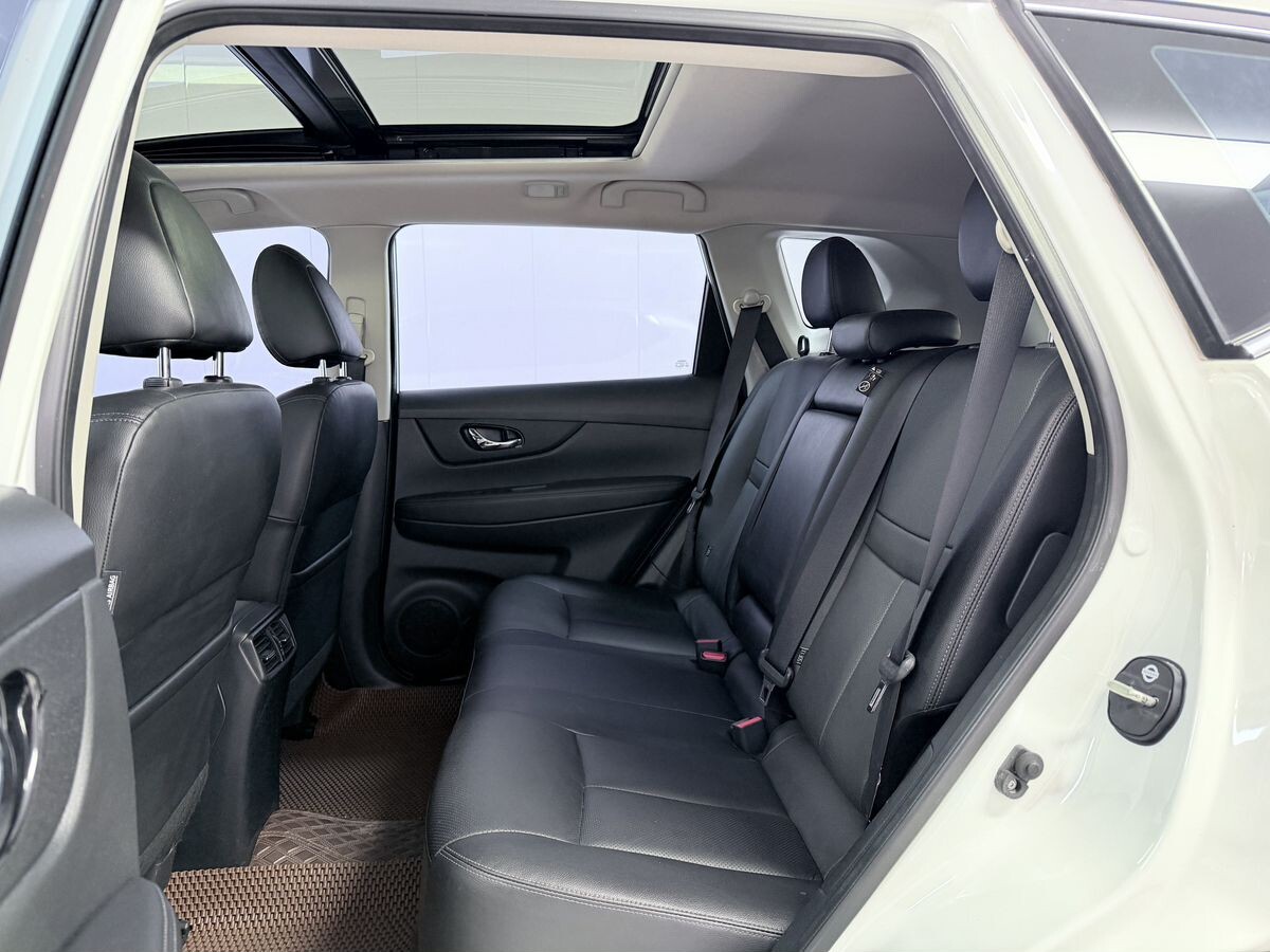 Nissan X-Trail 2022 - фото автомобиля