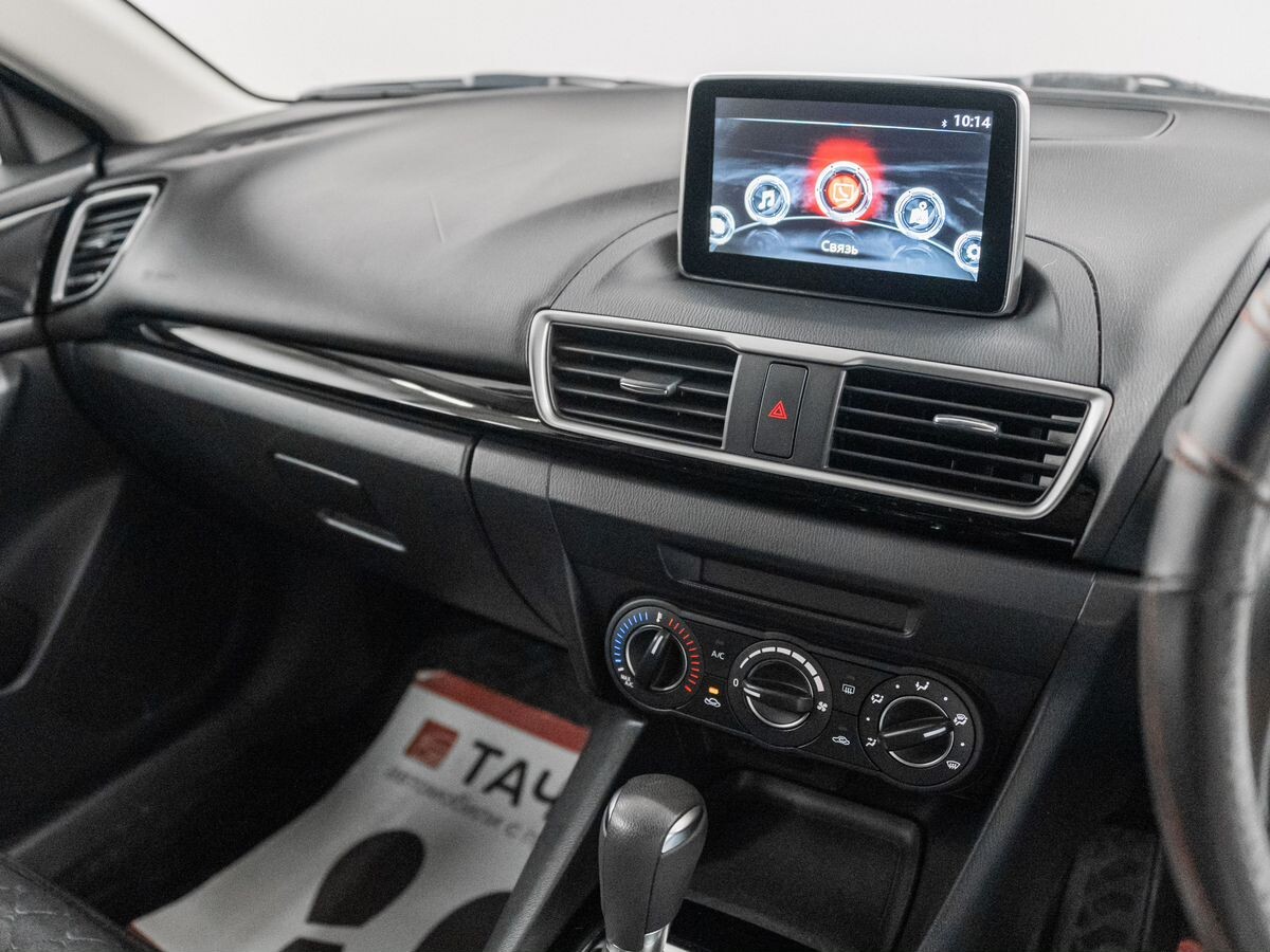 Mazda Axela 2015 - фото автомобиля