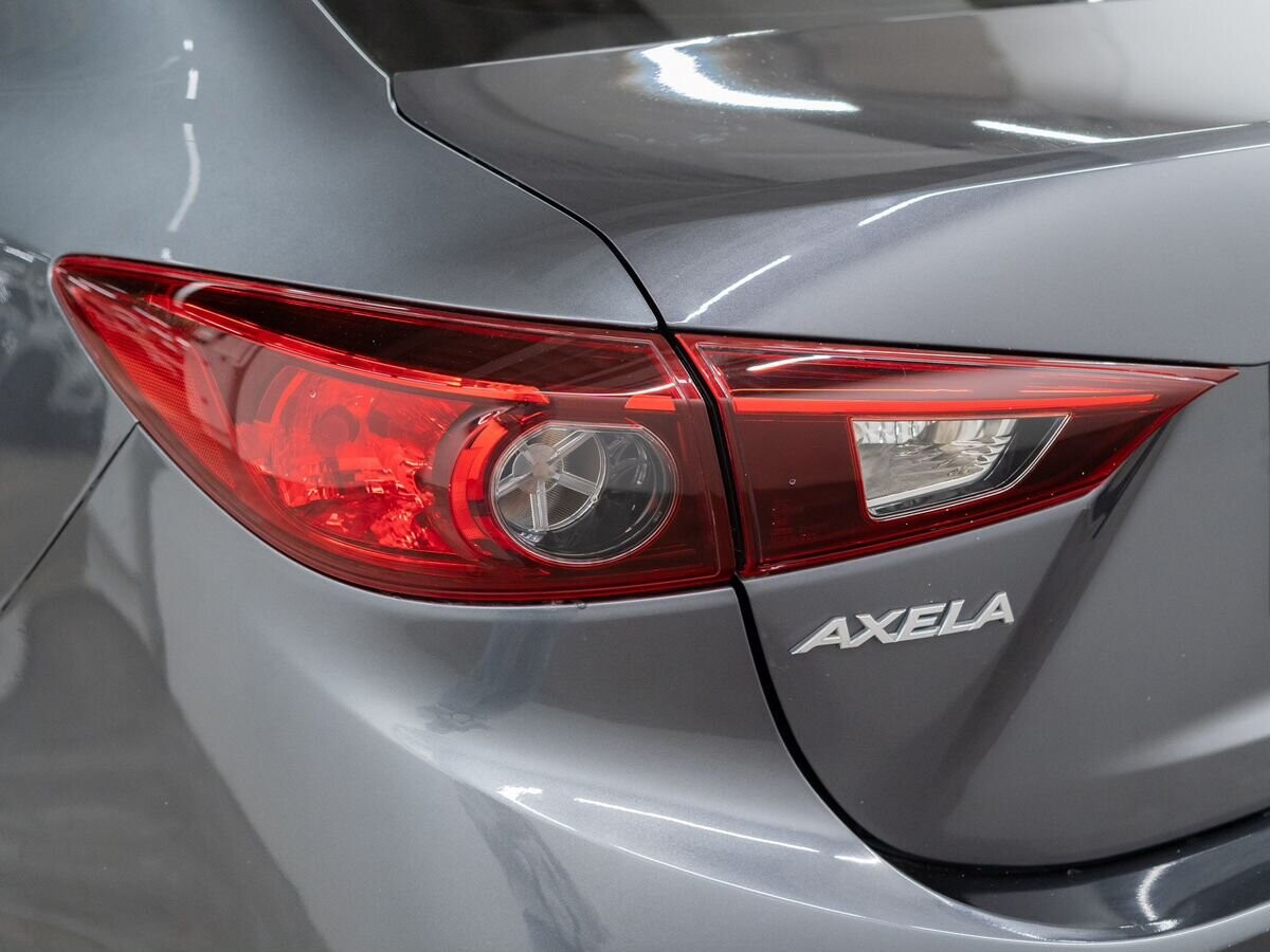 Mazda Axela 2015 - фото автомобиля