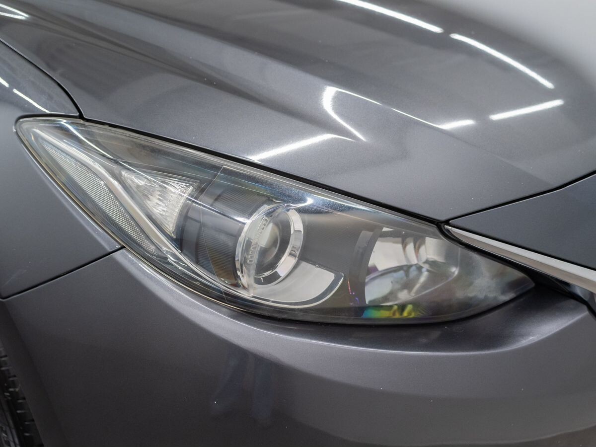 Mazda Axela 2015 - фото автомобиля