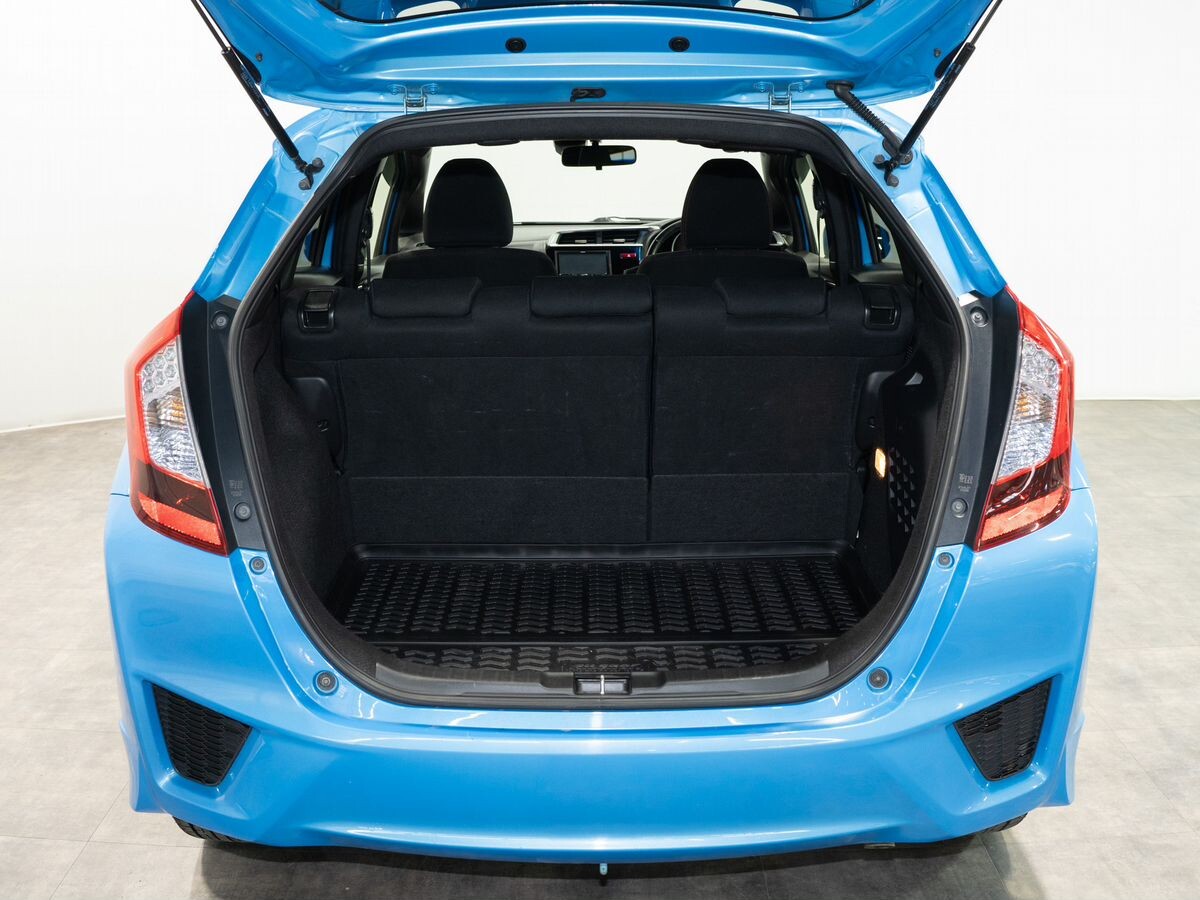 Honda Fit 2015 - фото автомобиля