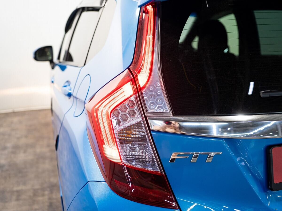Honda Fit 2015 - фото автомобиля
