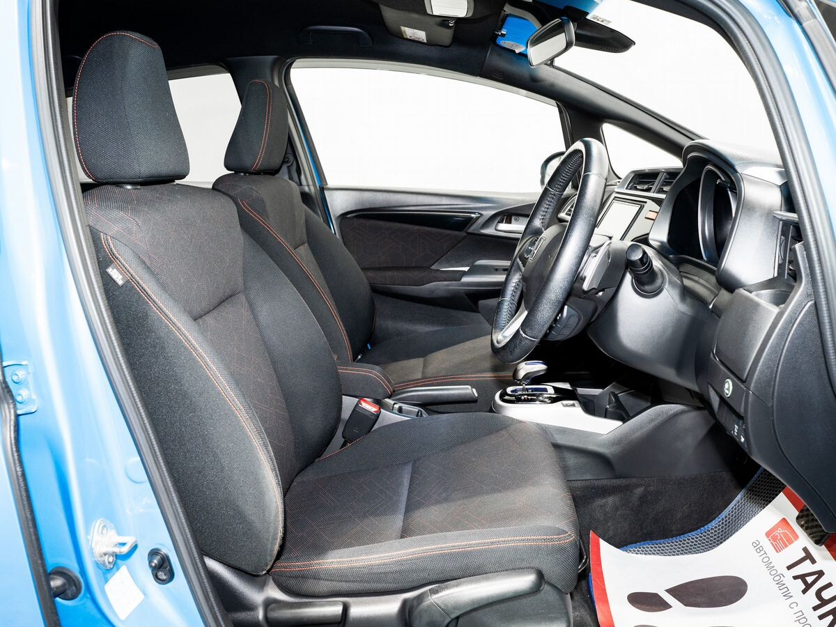 Honda Fit 2015 - фото автомобиля