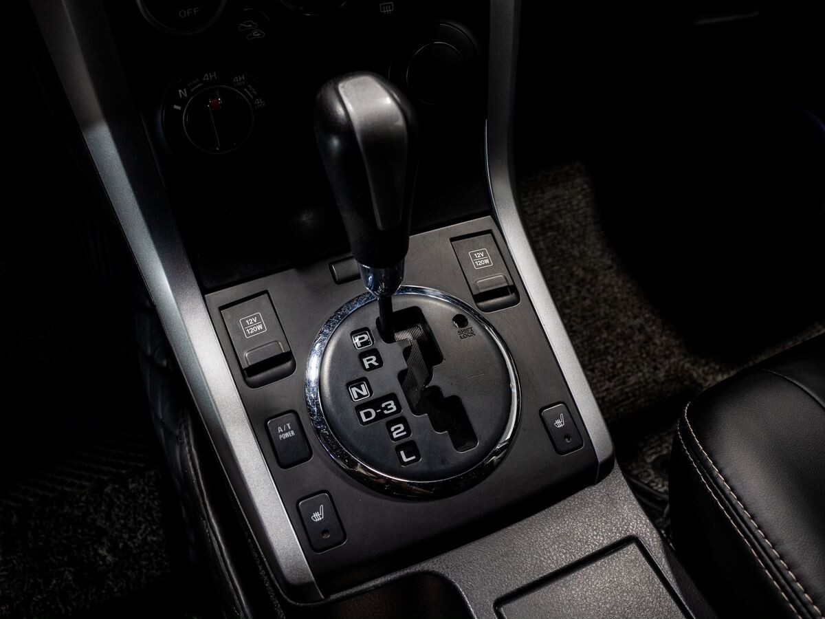 Suzuki Grand Vitara 2011 - фото автомобиля