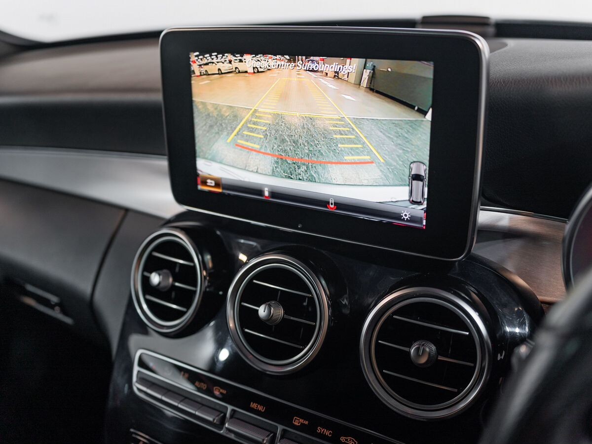 Mercedes-Benz C-Class 2018 - фото автомобиля