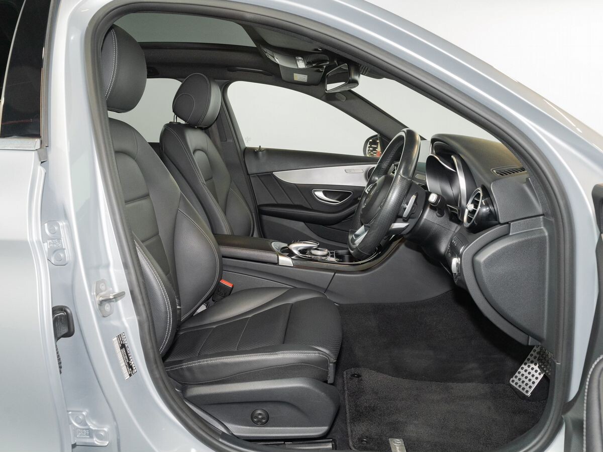 Mercedes-Benz C-Class 2018 - фото автомобиля