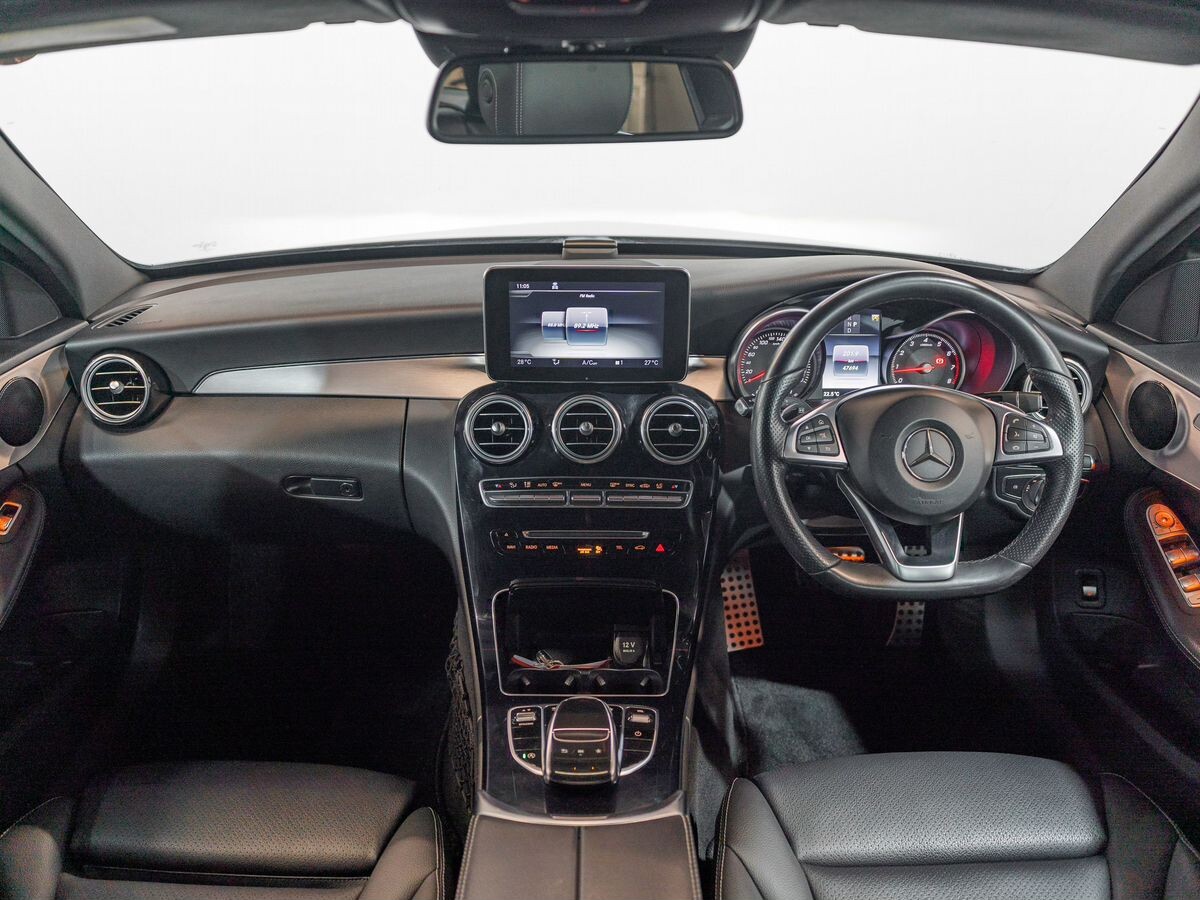 Mercedes-Benz C-Class 2018 - фото автомобиля