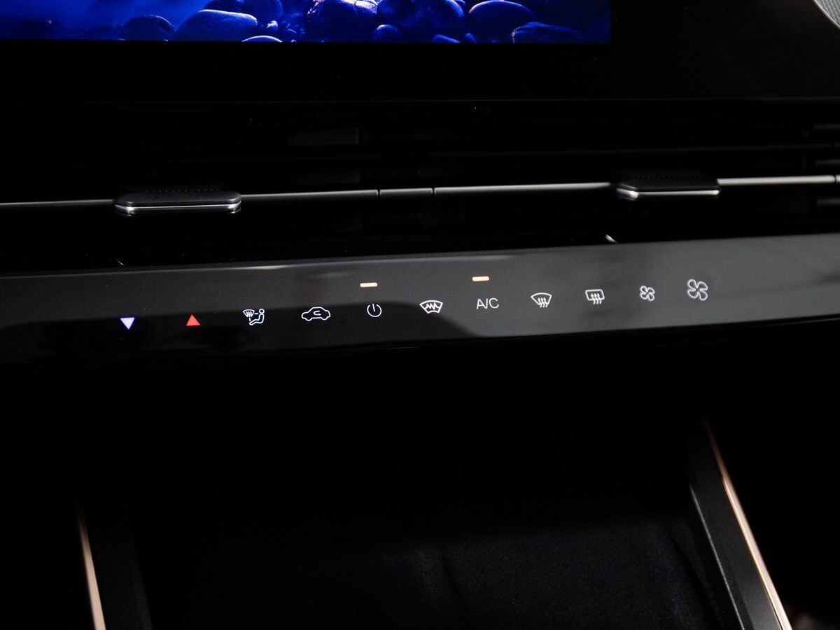 OMODA C5 2024 - фото автомобиля