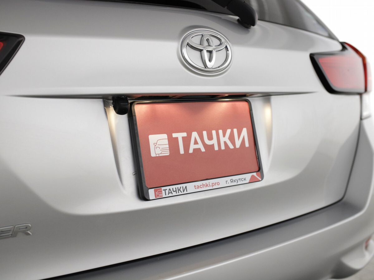 Toyota Corolla Fielder 2019 - фото автомобиля