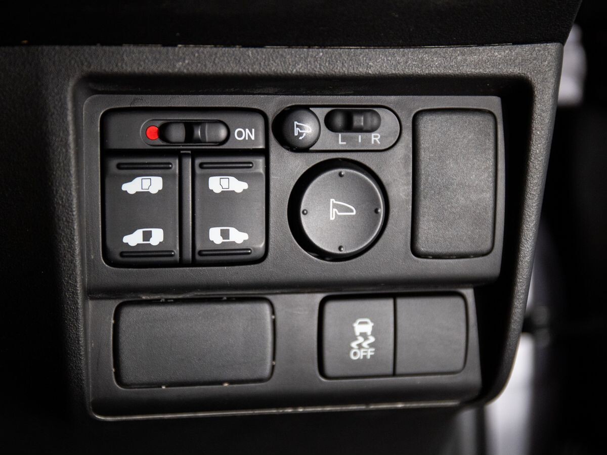 Honda Freed 2013 - фото автомобиля