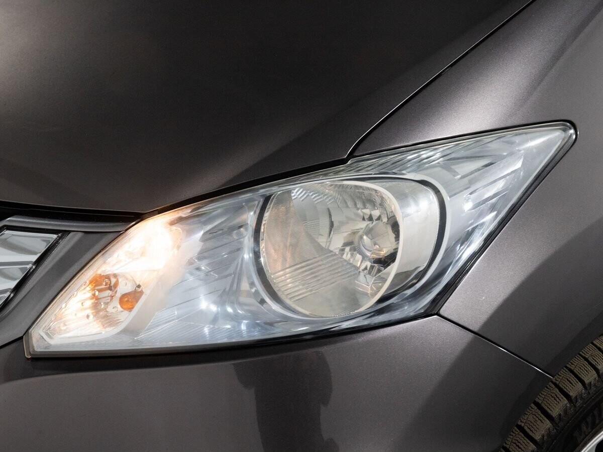 Honda Freed 2013 - фото автомобиля