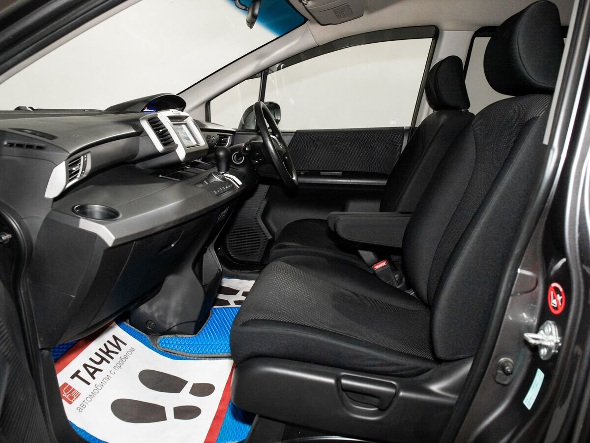 Honda Freed 2013 - фото автомобиля