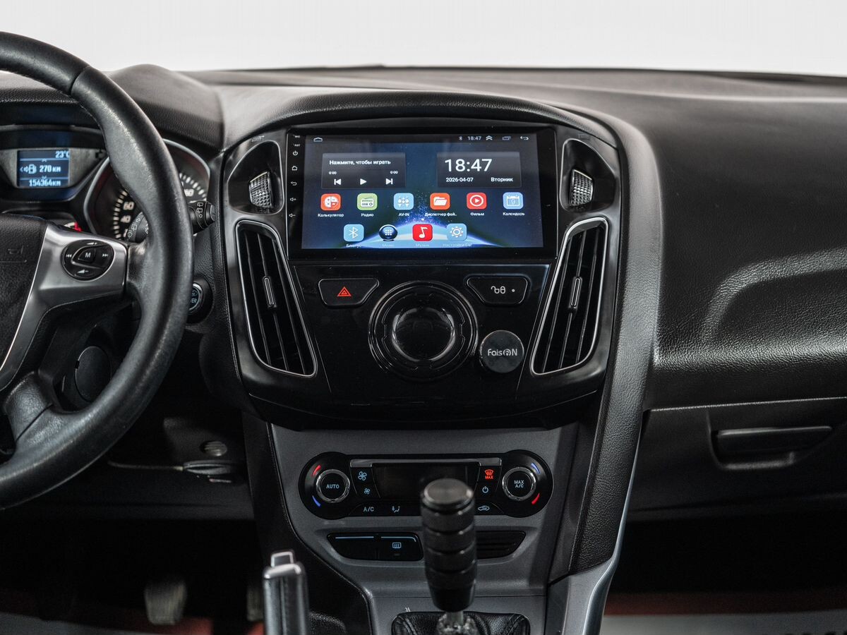 Ford Focus 2013 - фото автомобиля