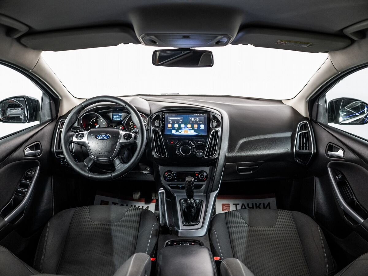 Ford Focus 2013 - фото автомобиля