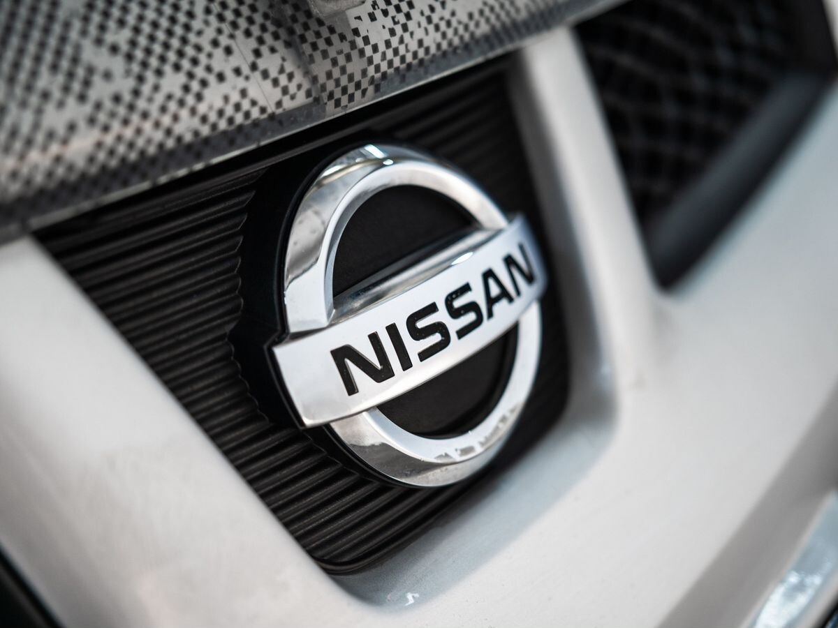 Nissan Wingroad 2017 - фото автомобиля