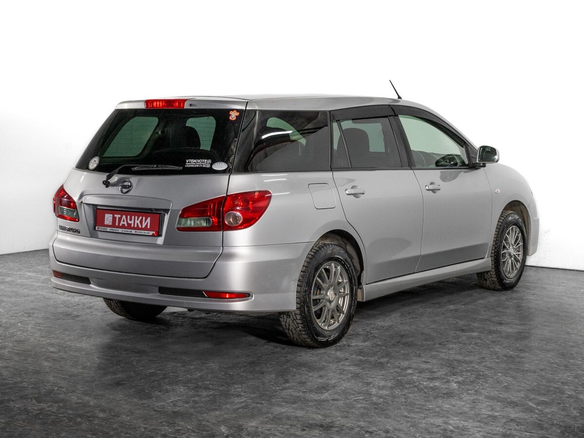 Nissan Wingroad 2017 - фото автомобиля