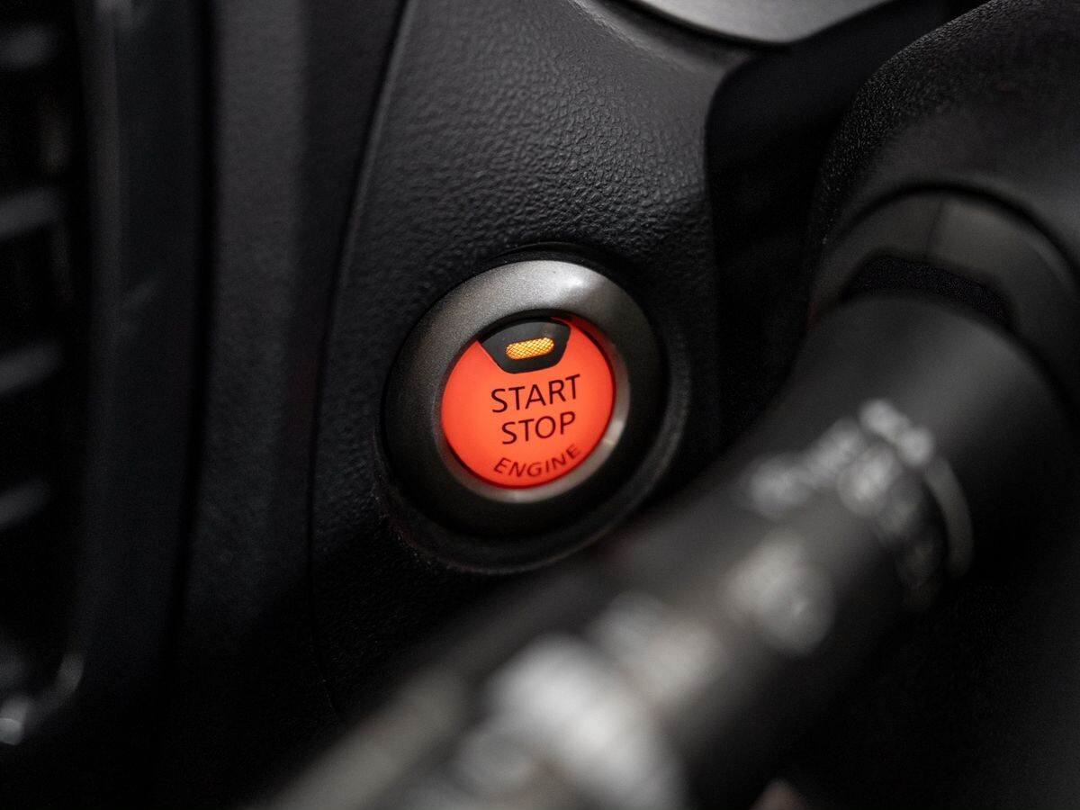 Nissan Juke 2011 - фото автомобиля