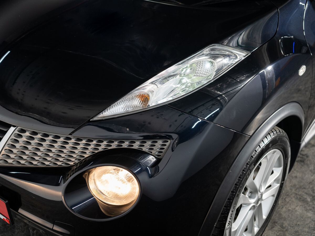 Nissan Juke 2011 - фото автомобиля