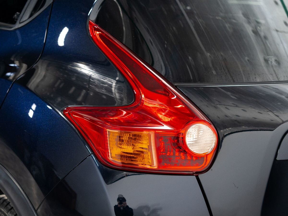 Nissan Juke 2011 - фото автомобиля