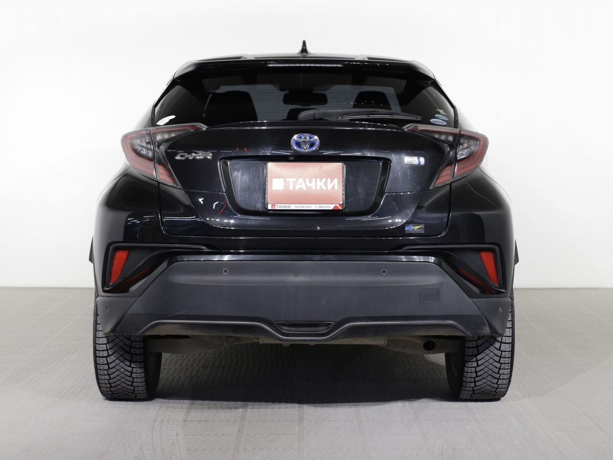Toyota C-HR 2018 - фото автомобиля
