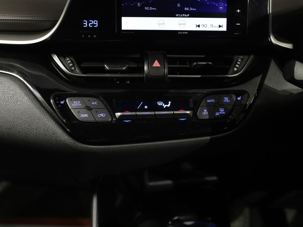 Toyota C-HR 2018 - фото автомобиля