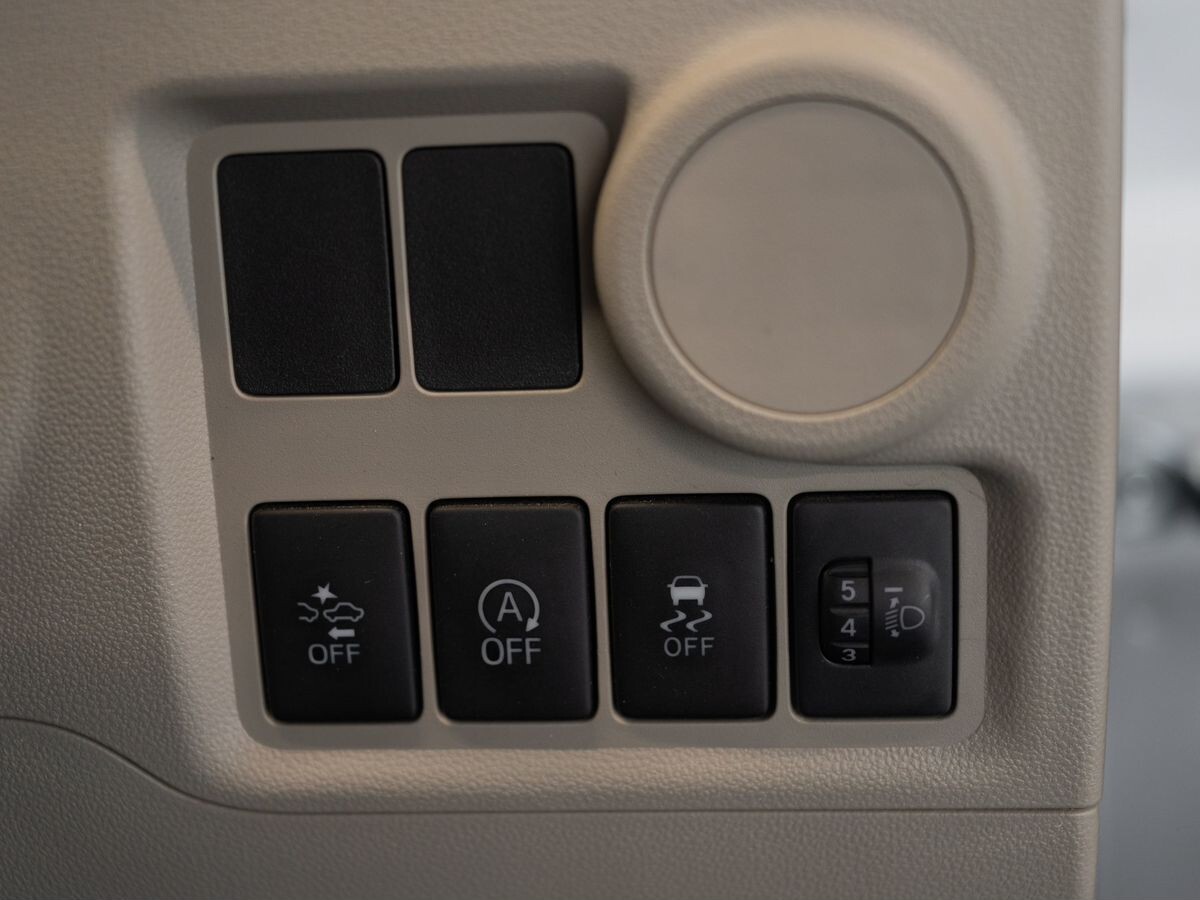 Toyota Passo 2016 - фото автомобиля